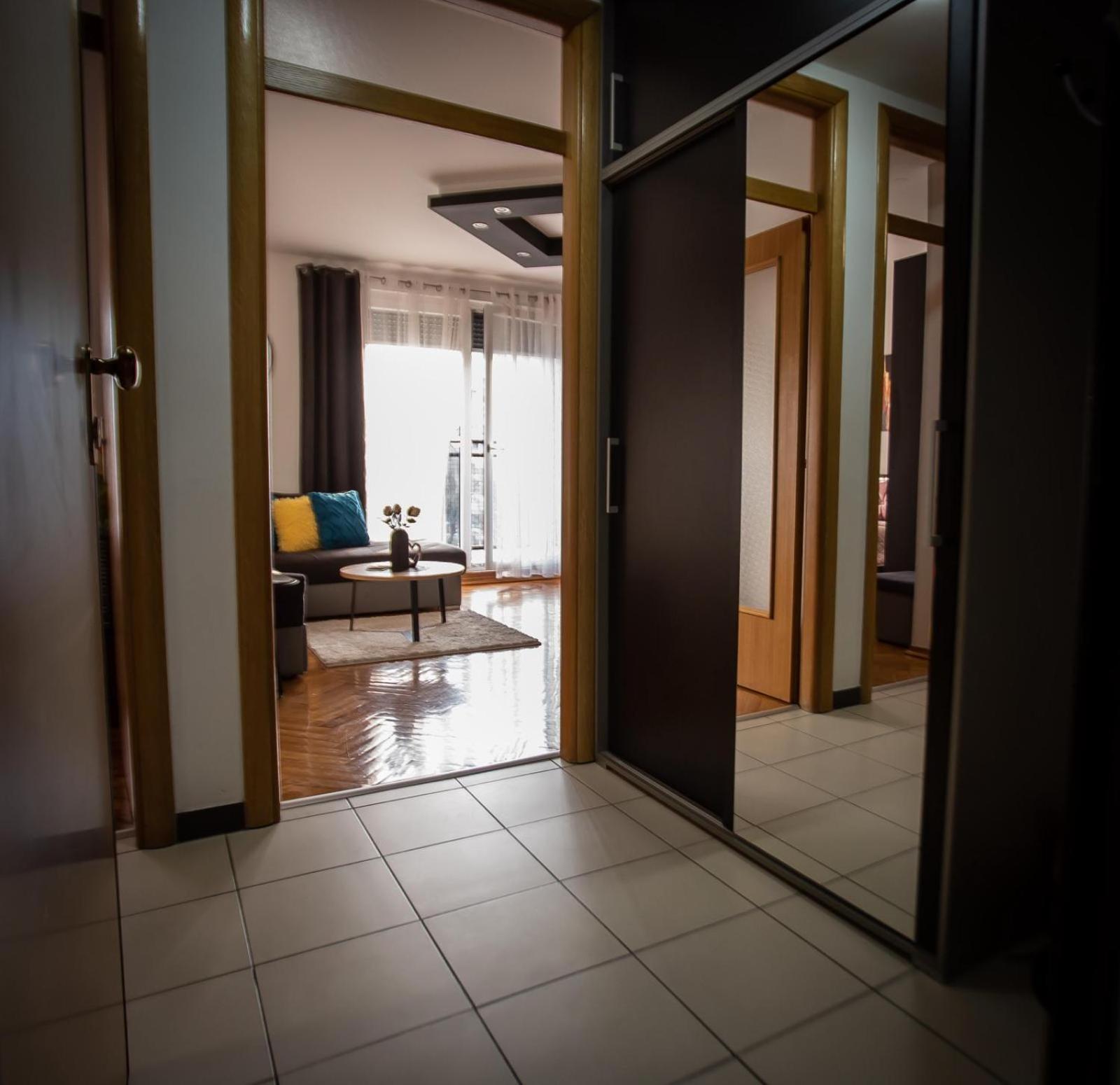 Apartman Elly Славонски-Брод Экстерьер фото